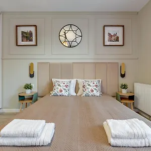 Staywin Chmielna Park Apartmán